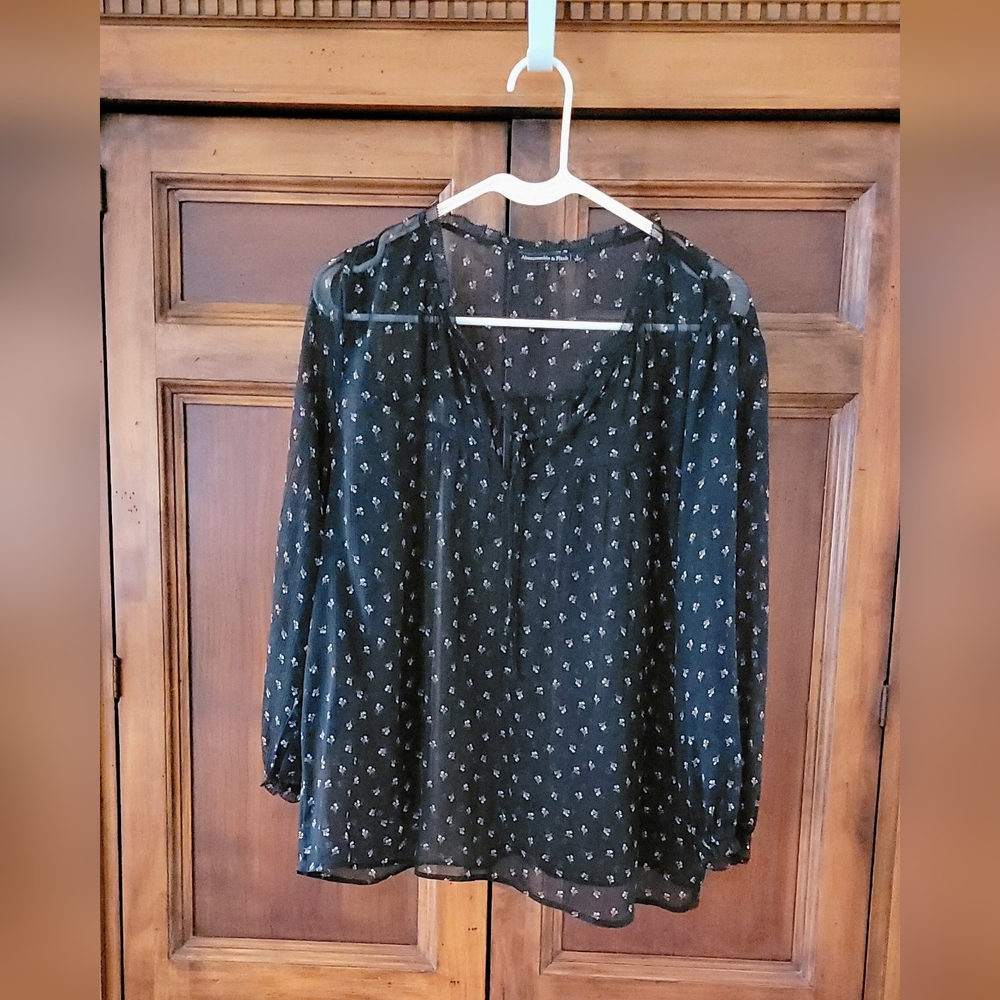 Abercrombie & Fitch Sheer Black Blouse - Size L